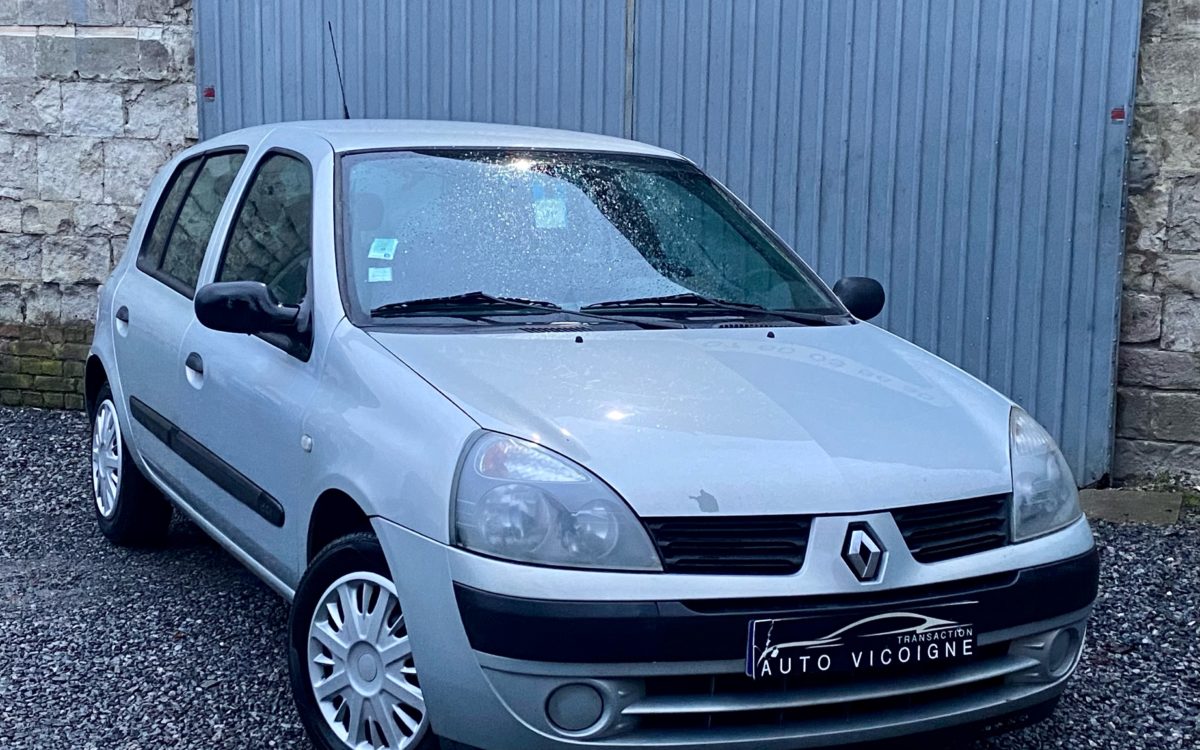 Renault Clio II / 2 / 1.5 dCi 65 CH / An 2004 / CLIM
