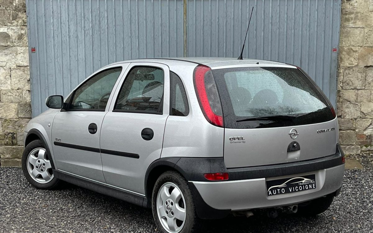 Opel corsa 2002